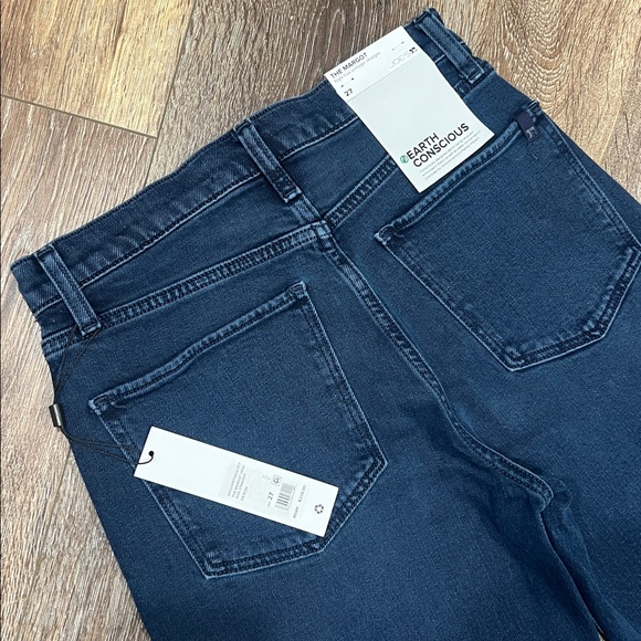 NWT THE MARGOT HIGH RISE VINTAGE STRAIGHT Jeans In Fetch 🦋 - Picture 10 of 13